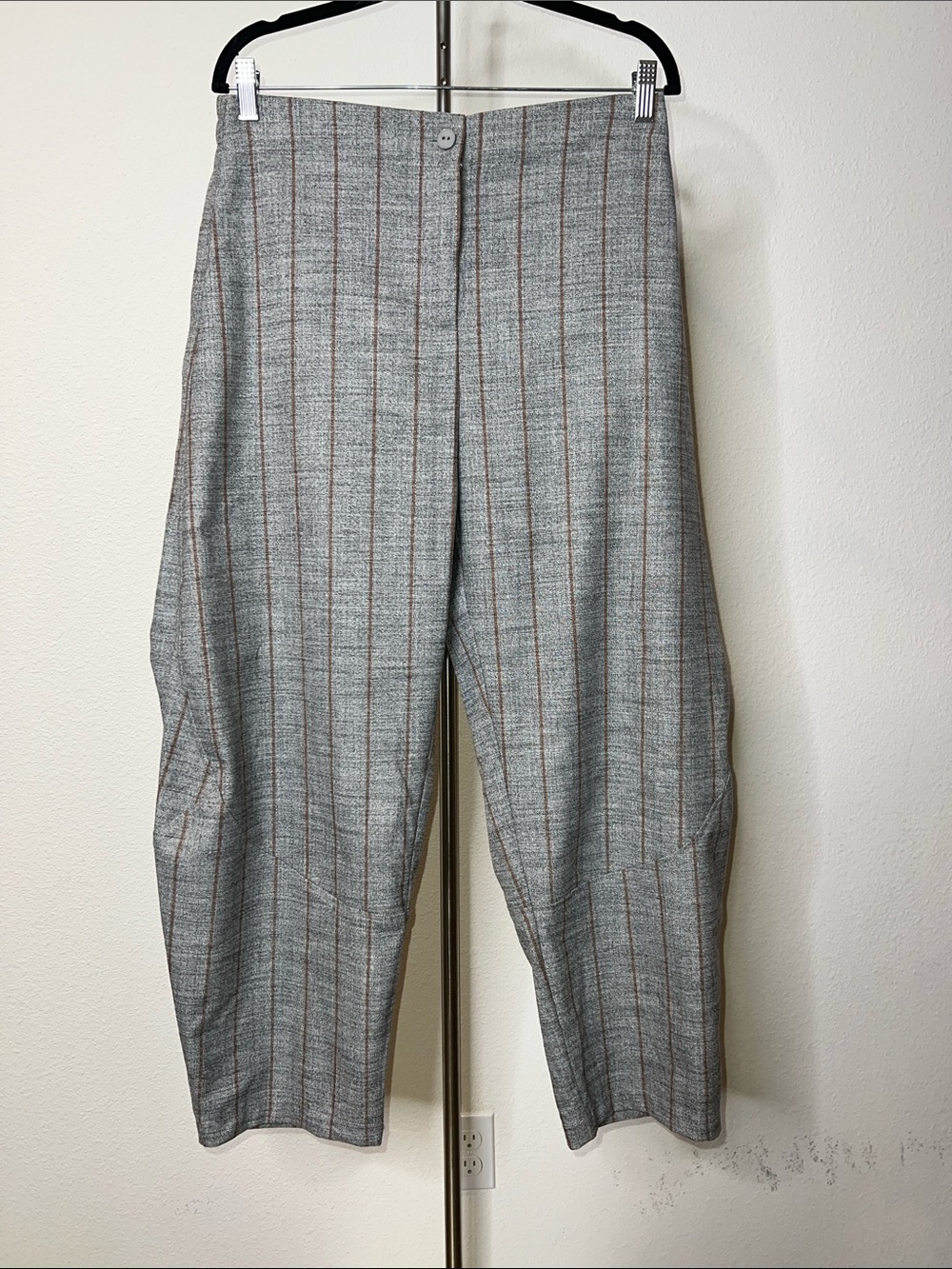 Ruti Curved Barrel Leg Trousers